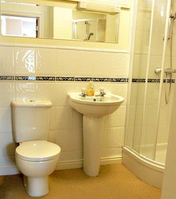 The ensuite The ensuite
